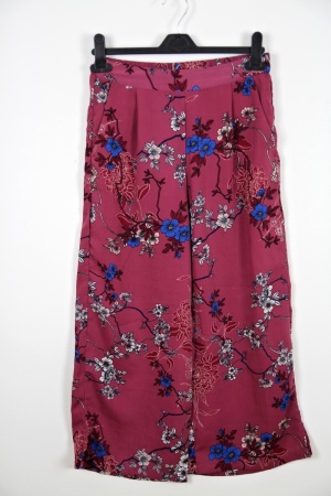 Vínové 3/4 Vero Moda Vel.: 34 - Šortky