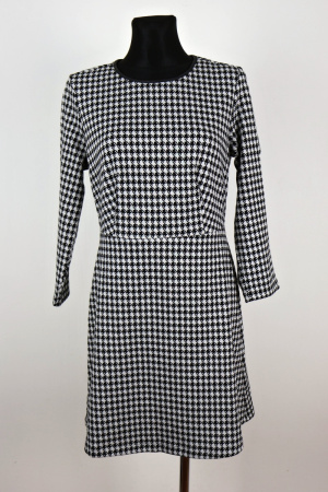 Bíločerné šaty Fit&Flare Dress Vel.: 36 - Zimní šaty
